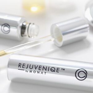Monat Rejuveniqe Oil Intensive for Hair & Skin
